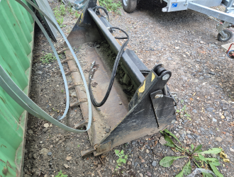 Klapačka na Bobcat S 175