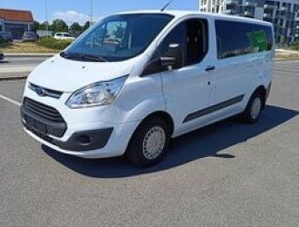 Ford Transit i s řidičem (Tažné zařízení)